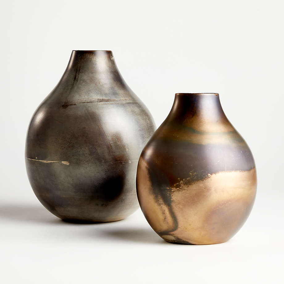 Set/2Metal Vase